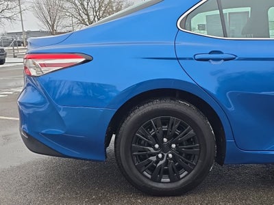 2020 Toyota Camry Hybrid LE