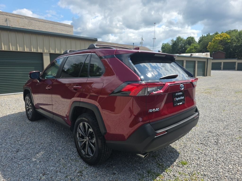 2023 Toyota RAV4 Hybrid XLE Premium
