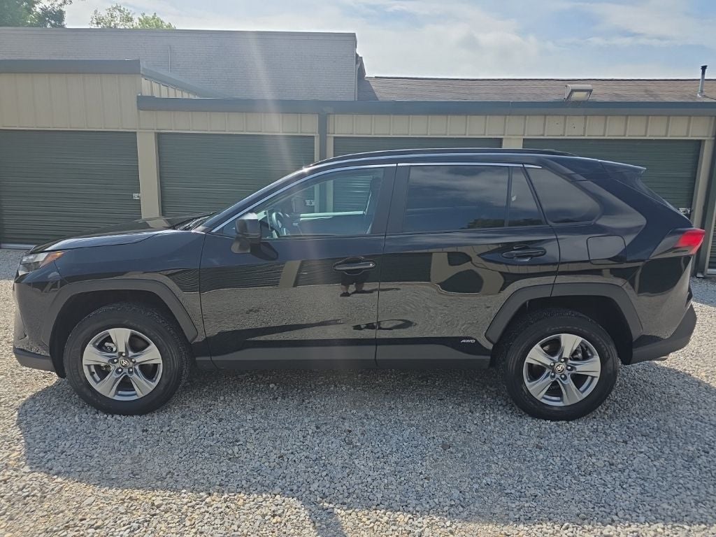 2025 Toyota RAV4 Hybrid LE
