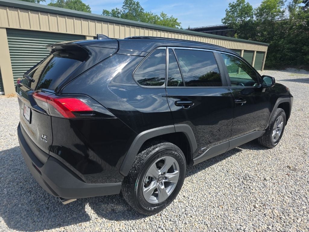 2025 Toyota RAV4 Hybrid LE