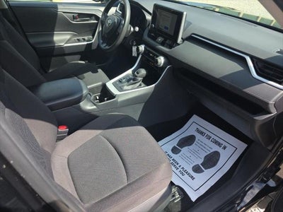 2025 Toyota RAV4 Hybrid LE