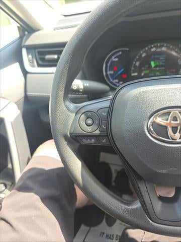 2025 Toyota RAV4 Hybrid LE