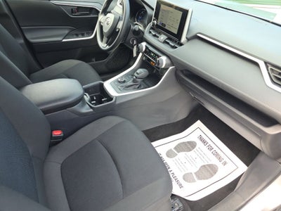 2025 Toyota RAV4 Hybrid LE