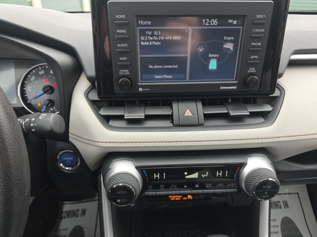 2021 Toyota RAV4 Hybrid XLE