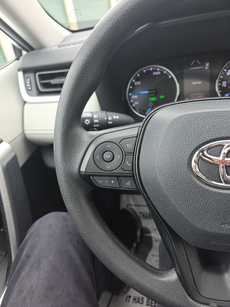2021 Toyota RAV4 Hybrid XLE