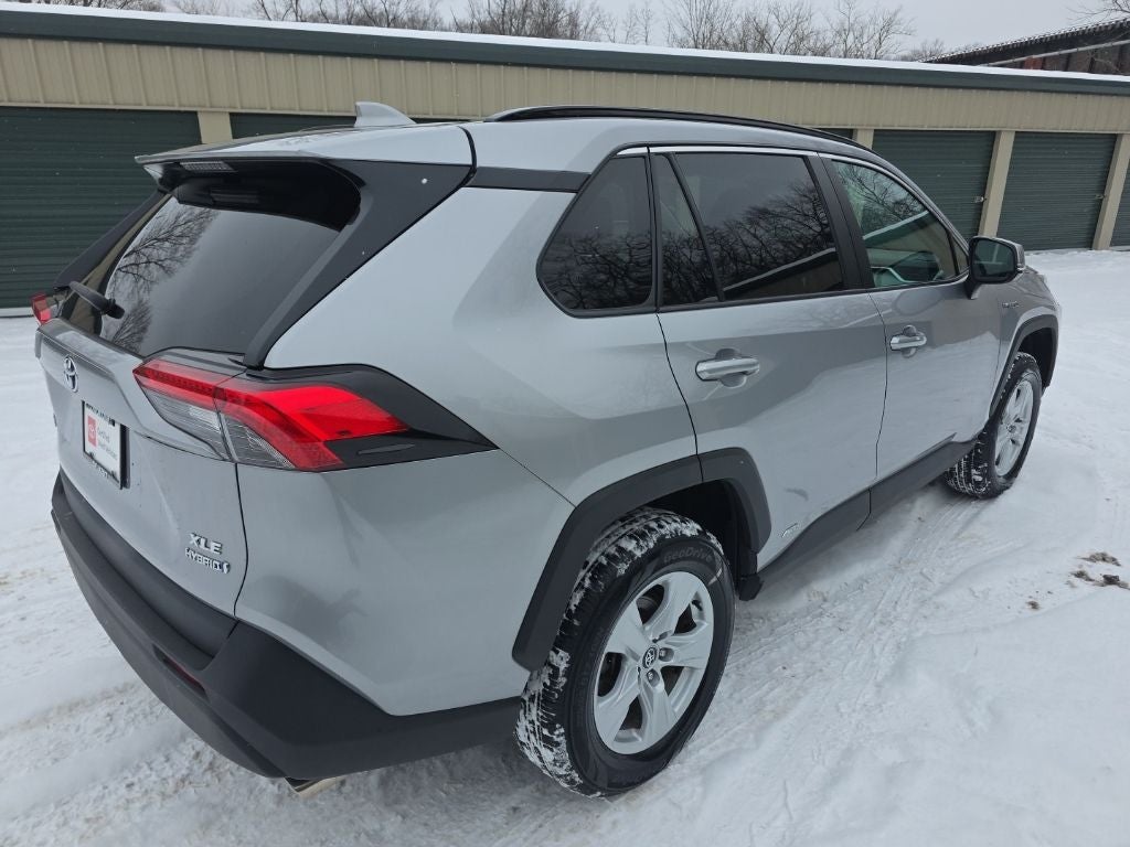 2021 Toyota RAV4 Hybrid XLE