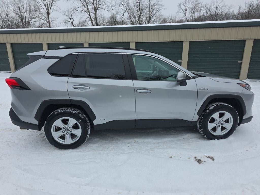 2021 Toyota RAV4 Hybrid XLE