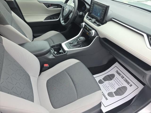 2021 Toyota RAV4 Hybrid XLE