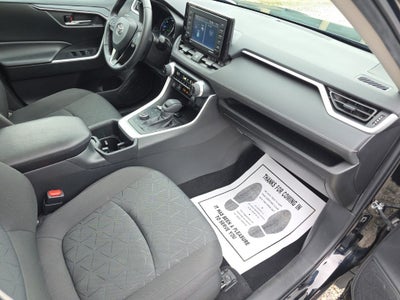 2022 Toyota RAV4 Hybrid XLE