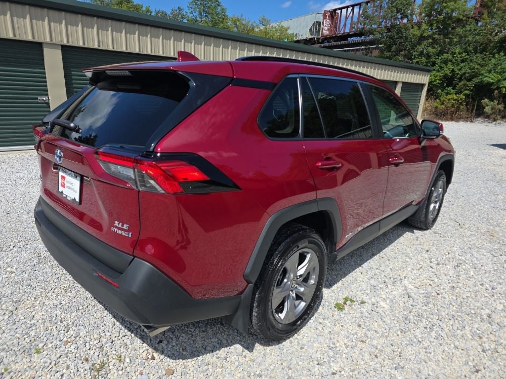 2024 Toyota RAV4 Hybrid XLE