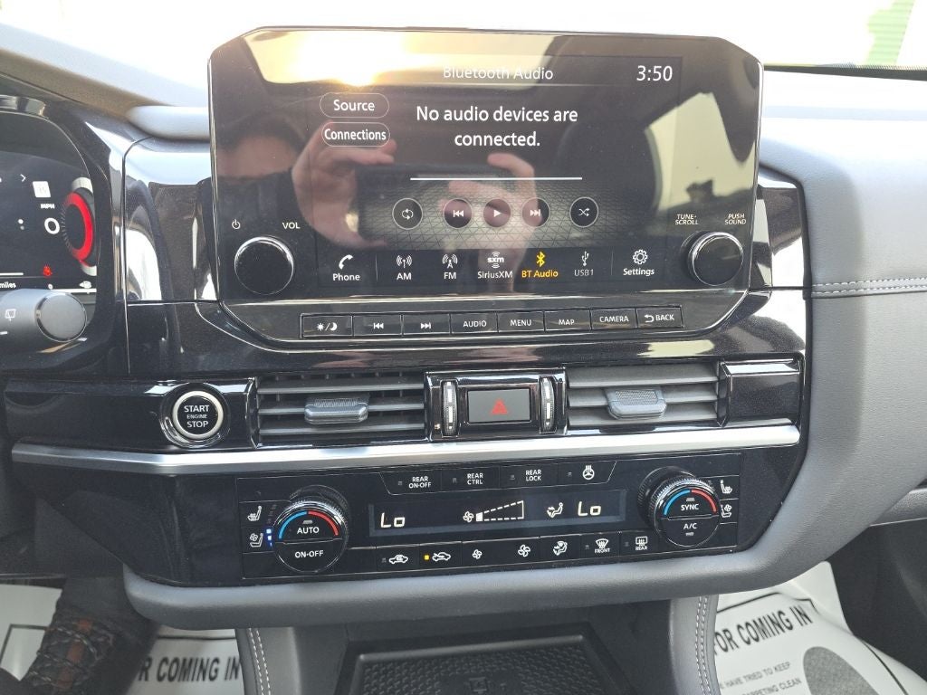 2024 Nissan Pathfinder Platinum