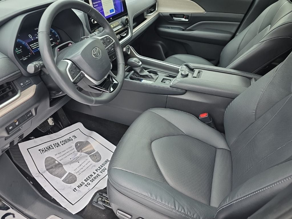 2024 Toyota Grand Highlander Platinum