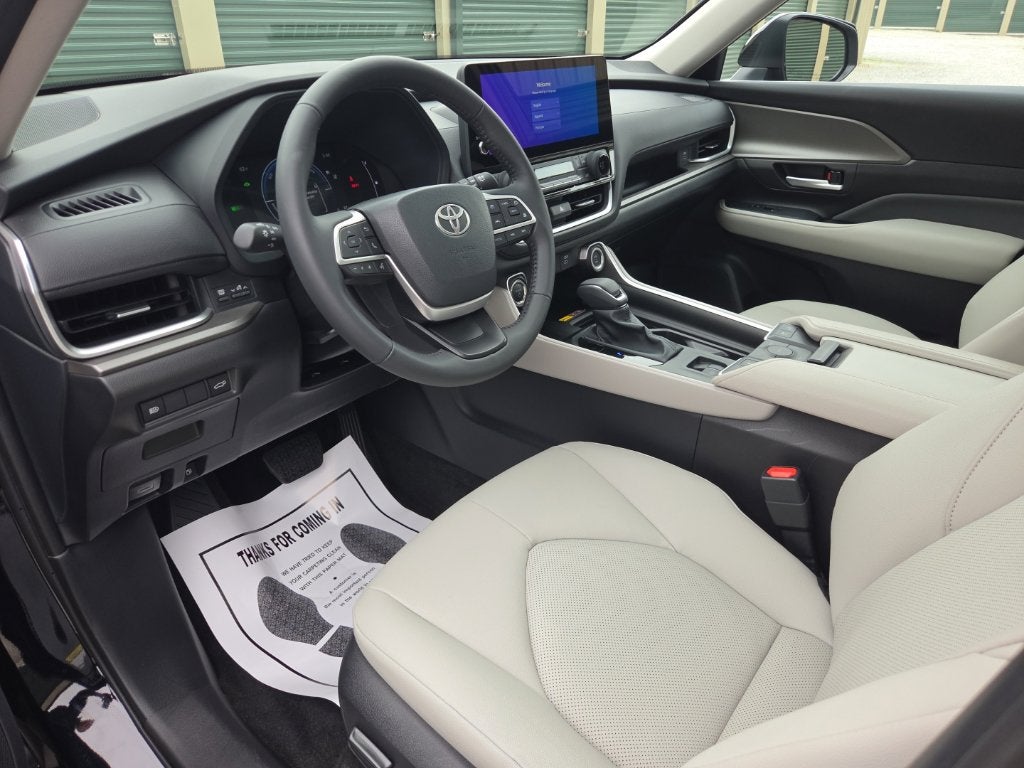 2026 Toyota Grand Highlander Hybrid XLE