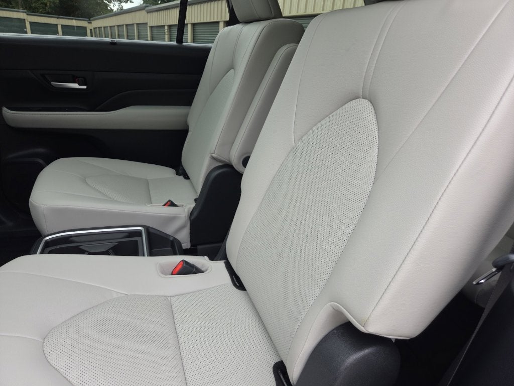 2026 Toyota Grand Highlander Hybrid XLE