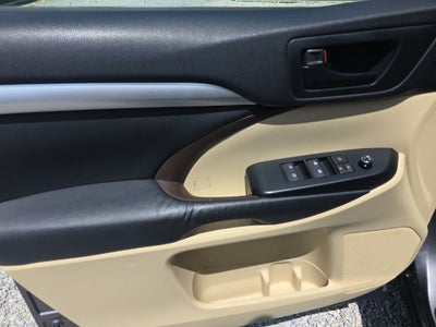 2015 Toyota Highlander LE Plus V6
