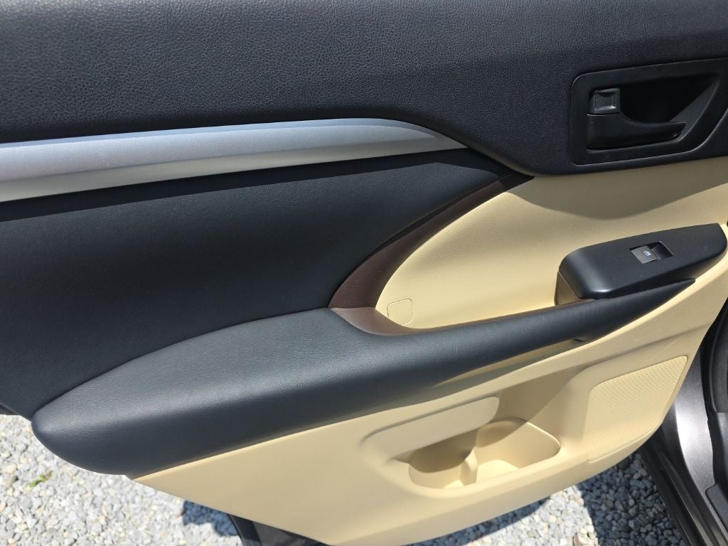 2015 Toyota Highlander LE Plus V6