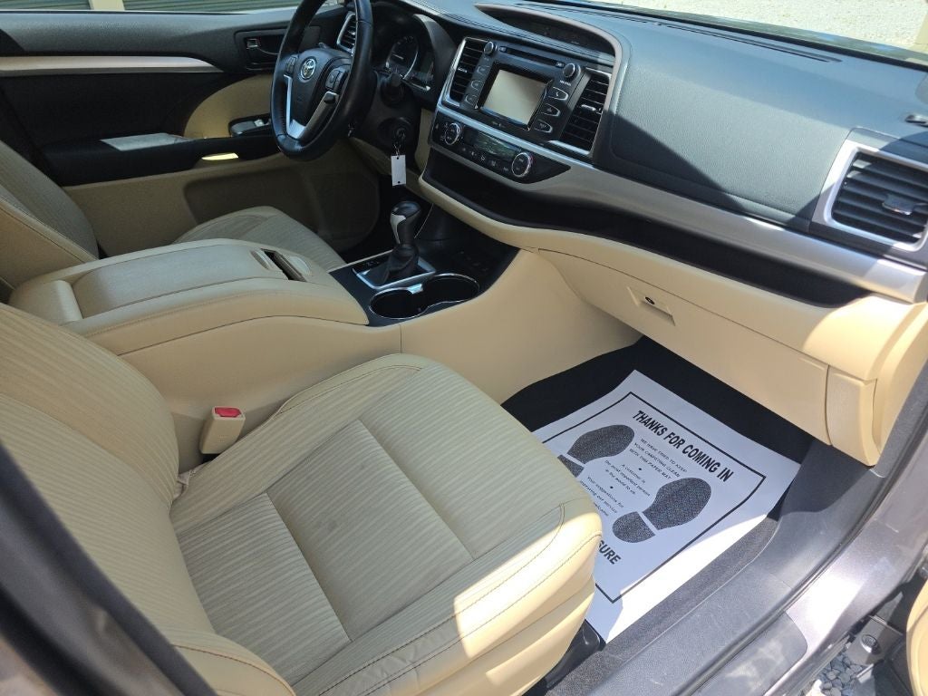 2015 Toyota Highlander LE Plus V6