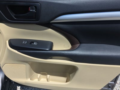 2015 Toyota Highlander LE Plus V6