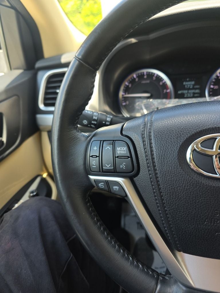 2015 Toyota Highlander LE Plus V6