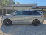2025 Toyota Sienna Woodland Edition