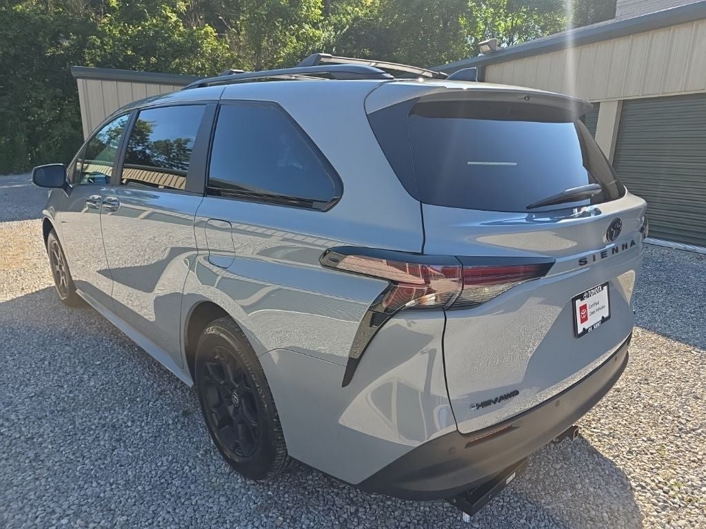 2025 Toyota Sienna Woodland Edition