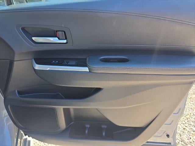 2025 Toyota Sienna Woodland Edition