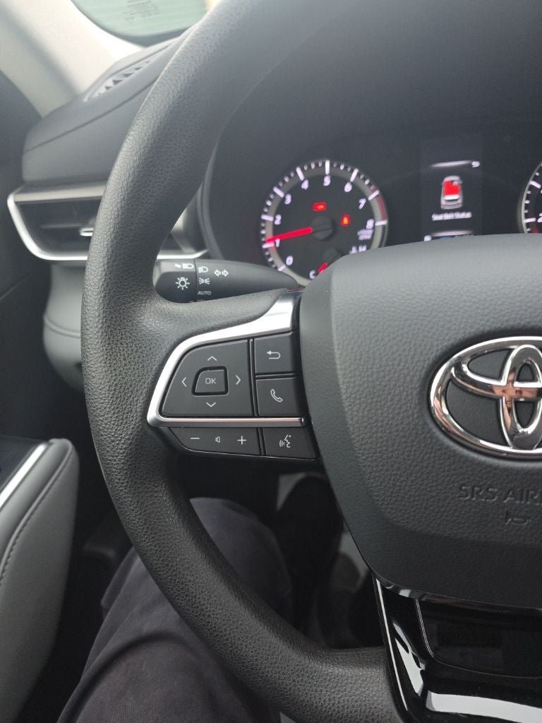 2020 Toyota Highlander L