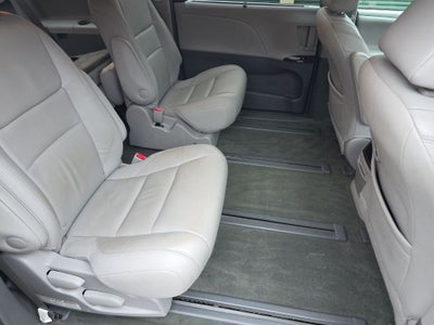 2015 Toyota Sienna XLE 7 Passenger