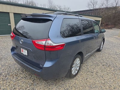 2015 Toyota Sienna XLE 7 Passenger