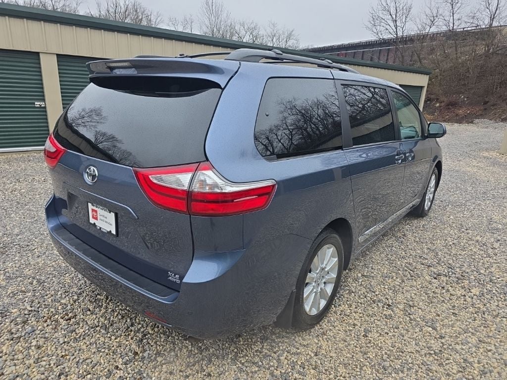 2015 Toyota Sienna XLE 7 Passenger