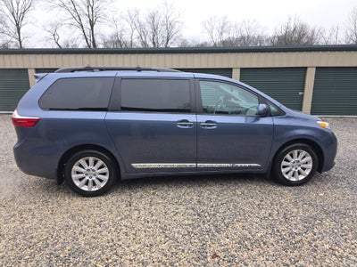 2015 Toyota Sienna XLE 7 Passenger