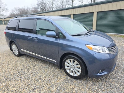 2015 Toyota Sienna XLE 7 Passenger