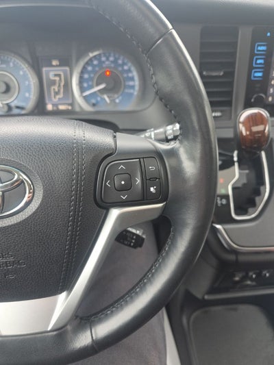 2017 Toyota Sienna Limited Premium 7 Passenger