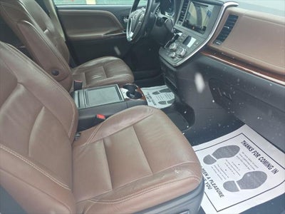 2017 Toyota Sienna Limited Premium 7 Passenger