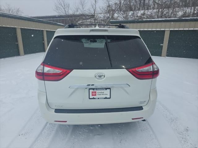 2017 Toyota Sienna Limited Premium 7 Passenger