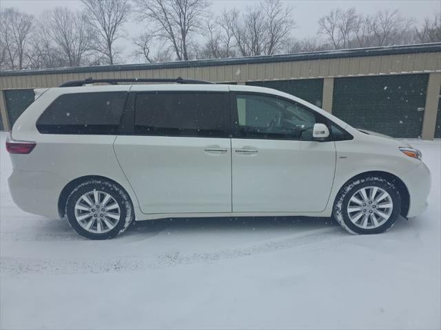 2017 Toyota Sienna Limited Premium 7 Passenger