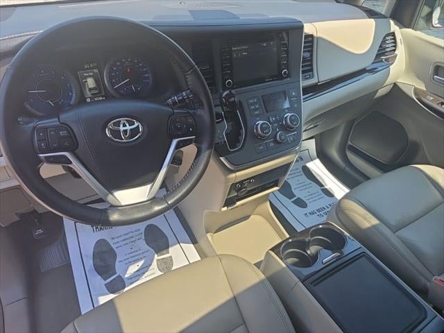 2020 Toyota Sienna XLE Premium 7 Passenger