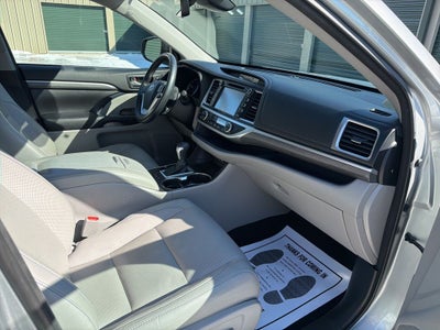 2017 Toyota Highlander Limited