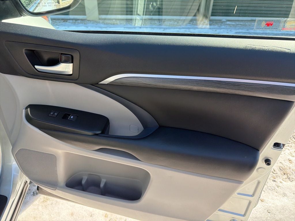 2017 Toyota Highlander Limited