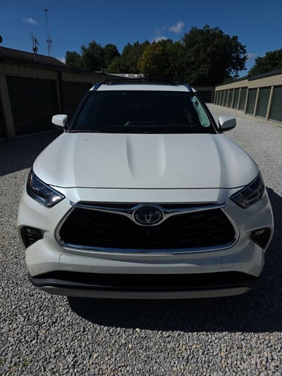 2020 Toyota Highlander Hybrid Platinum