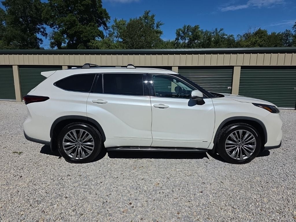 2020 Toyota Highlander Hybrid Platinum