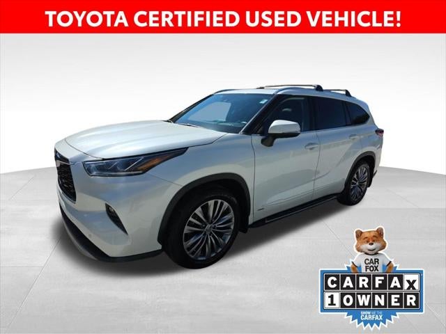 2020 Toyota Highlander Hybrid Platinum