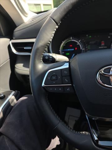 2020 Toyota Highlander Hybrid Platinum