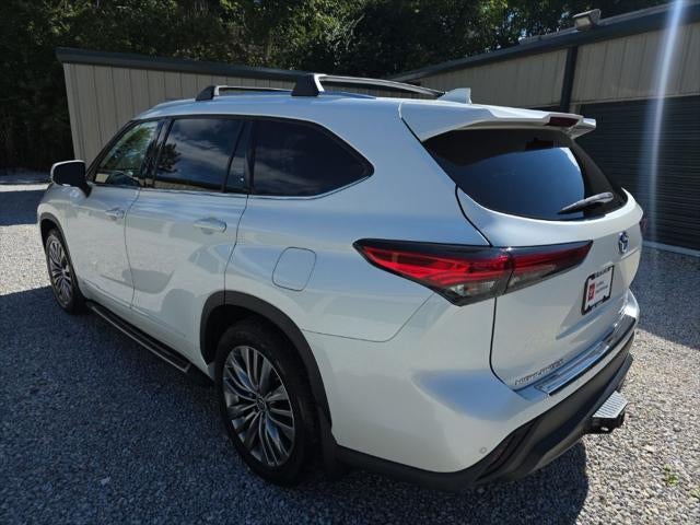 2020 Toyota Highlander Hybrid Platinum