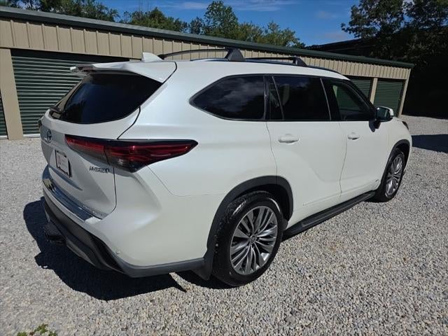 2020 Toyota Highlander Hybrid Platinum