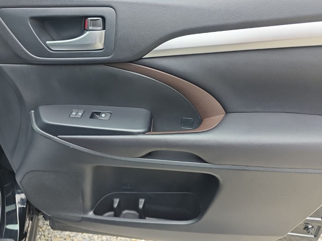 2016 Toyota Highlander XLE V6