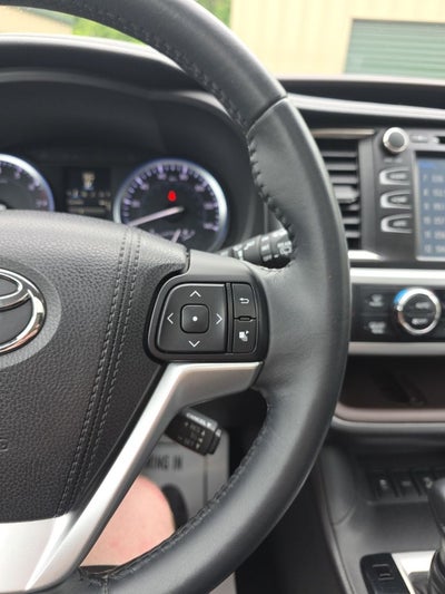 2016 Toyota Highlander XLE V6