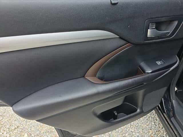 2016 Toyota Highlander XLE V6
