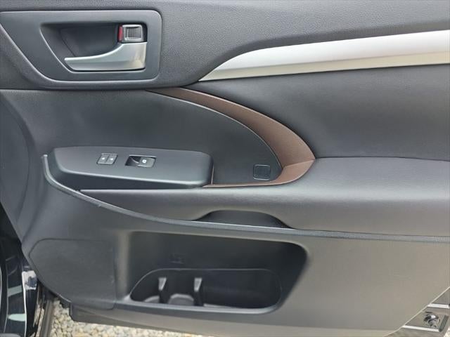 2016 Toyota Highlander XLE V6