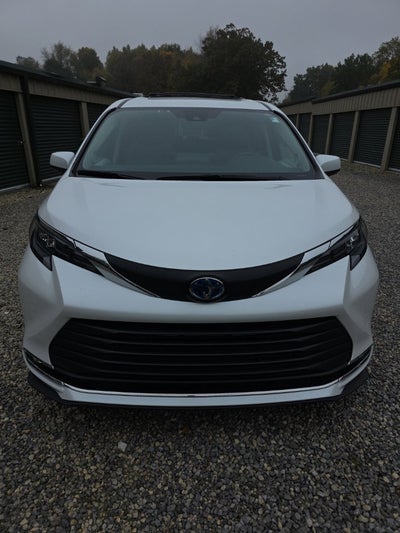 2024 Toyota Sienna XLE 7 Passenger
